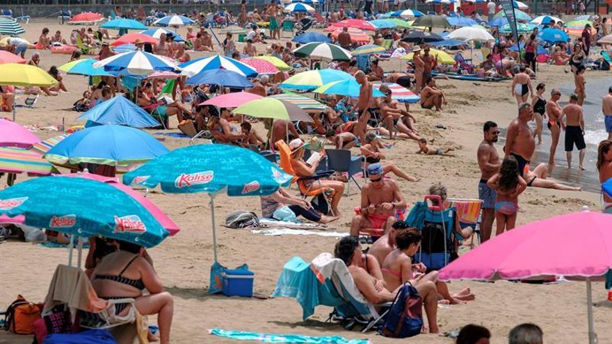 Salud Pública emite recomendaciones a la población ante el aumento de las temperaturas en Canarias