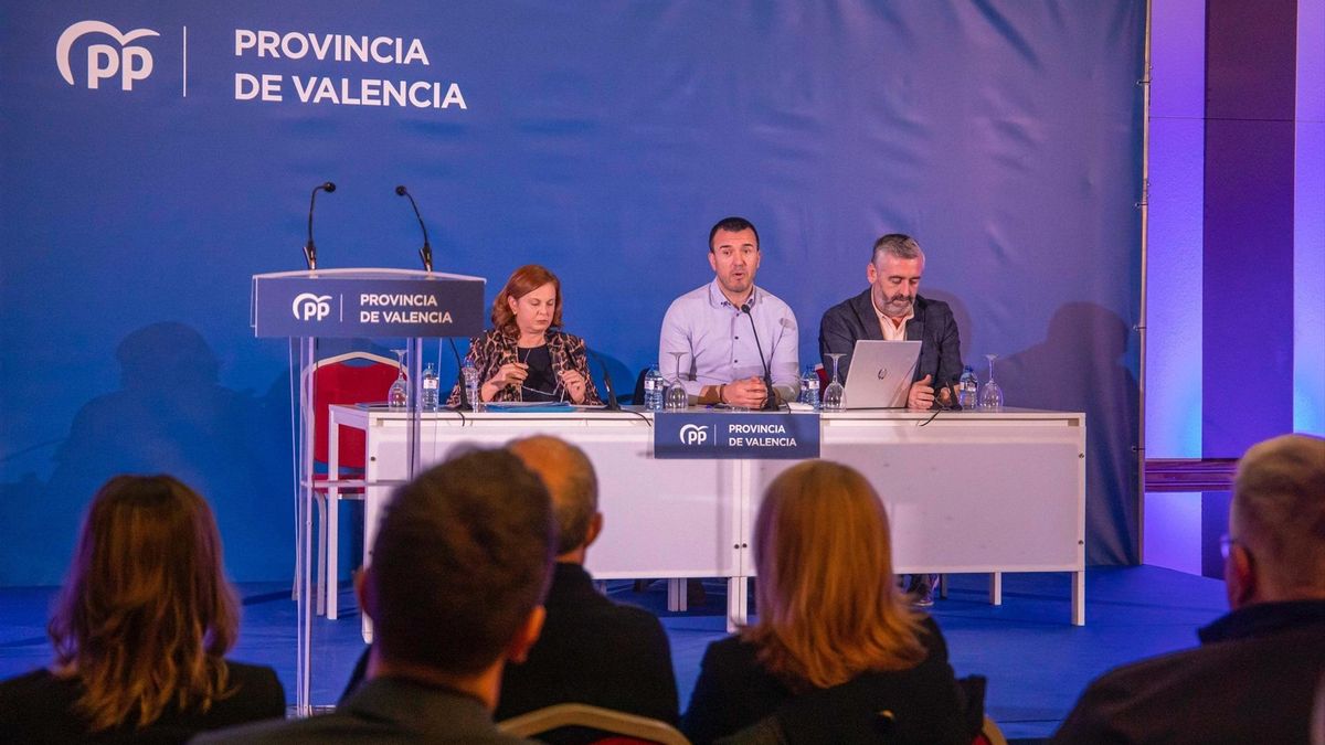 Vicente Mompó durante el nombramiento de la Ejecutiva provincial del PP.