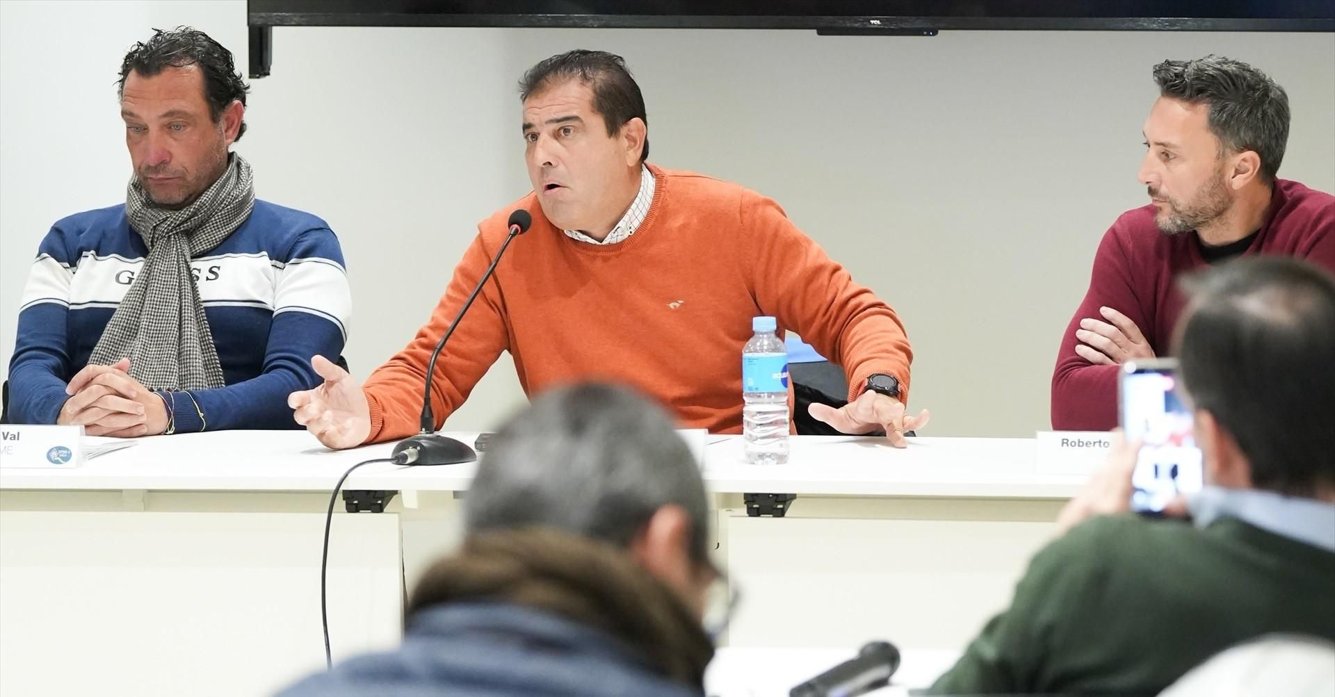 Luis Val (Sppme), Santiago Raposo (CSIF) y Roberto Echevarría (SPLS).