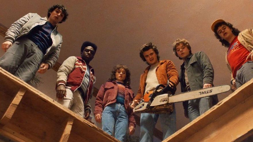 El creador de 'Stranger Things' desvela dos imágenes, su "capítulo favorito" de la temporada final y habla del secreto