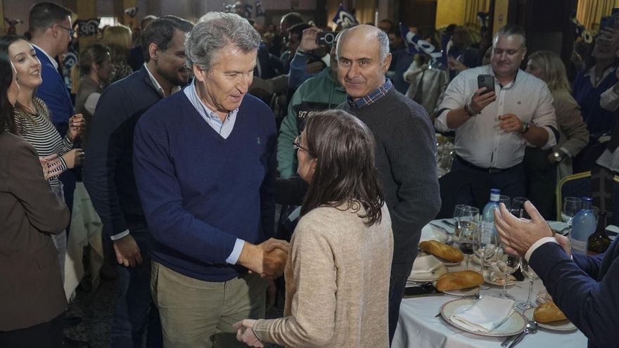 Alberto Núñez Feijóo interviene en una comida-mitin con afiliados y simpatizantes celebrada en la localidad cacereña de Pinofranqueado este viernes con motivo de la campaña electoral de los comicios autonómicos del 21 de diciembre en Extremadura.