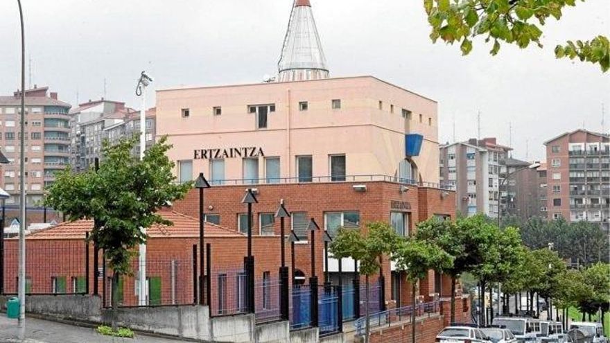 Erne denuncia ante la Inspección de Trabajo la insuficiencia de mascarillas en la comisaría de Sestao, con seis positivos