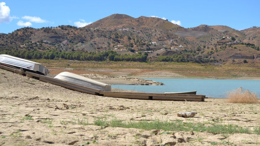 Los planes de emergencia frente a la sequía de los municipios andaluces: una obligación legal convertida en papel mojado