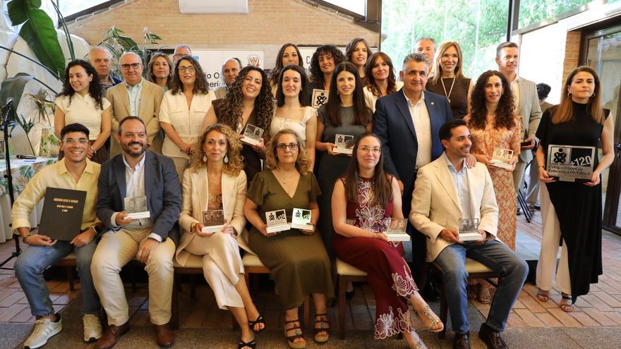 Todos los premiados y premiadas por el Colegio de Enfermería de Toledo en su XI Reconocimiento Enfermero 2026