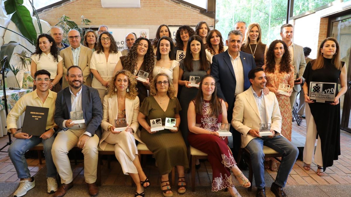 Todos los premiados y premiadas por el Colegio de Enfermería de Toledo en su XI Reconocimiento Enfermero 2026