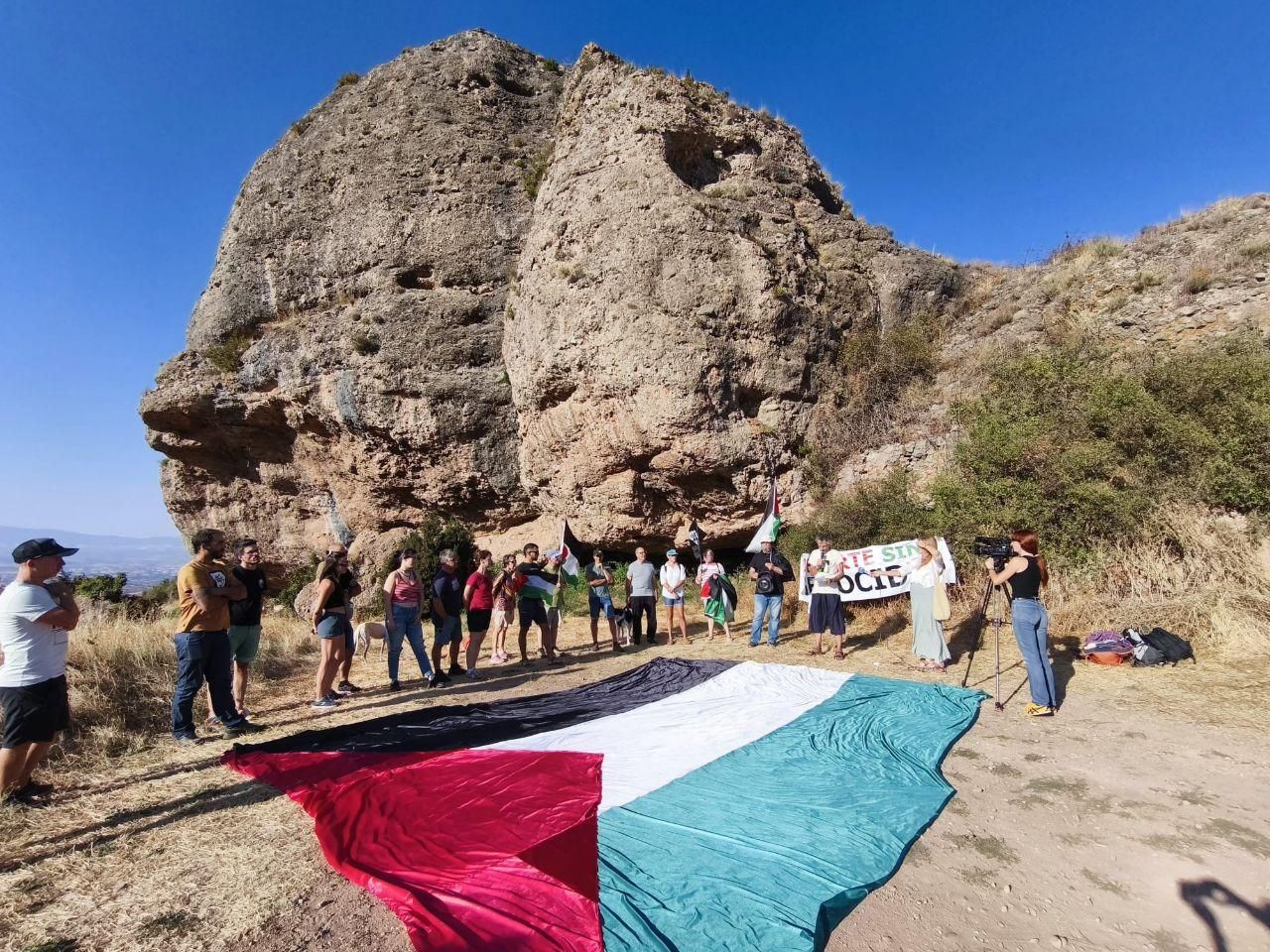 Acción simbólica por Palestina en Clavijo