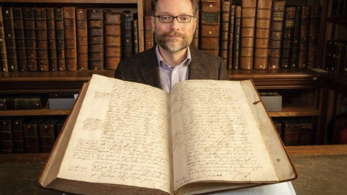 Un mando naval intentó agradar con un niño sometido, pero la respuesta dejó claro que lo importante era evitar sospechas públicas