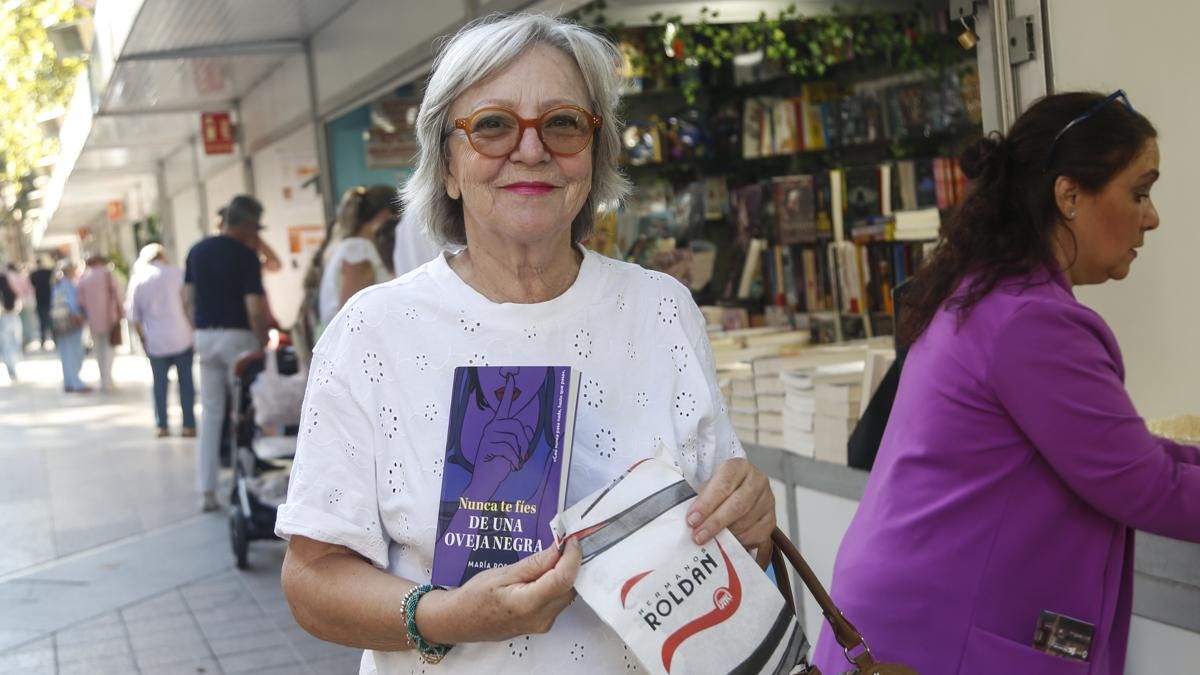 Regalo de pastel cordobés por comprar un libro en la Feria del Libro