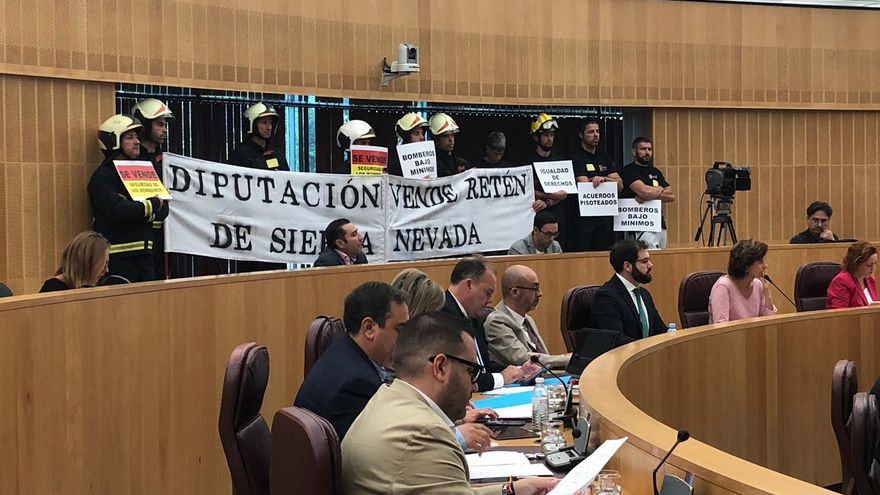 Bomberos de Granada reclaman que el retén de Sierra Nevada se cubra con el servicio provincial