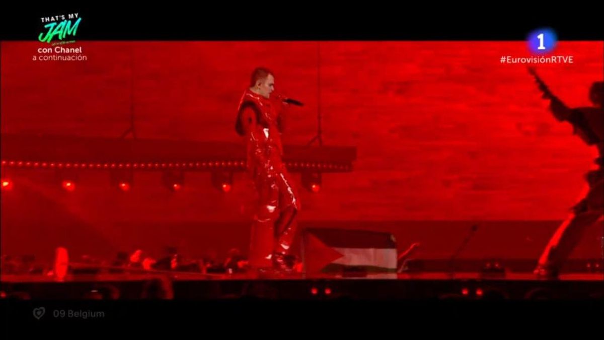 Fotograma durante la actuación del belga Red Sebastian