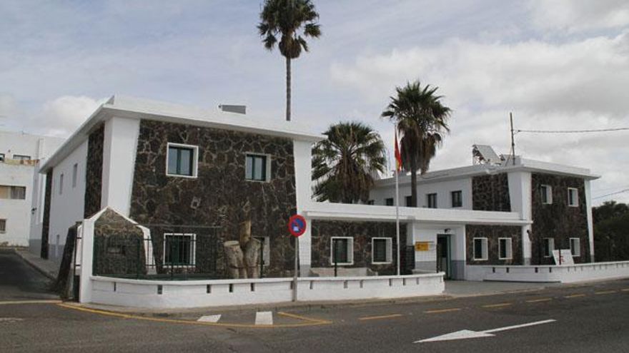 Detenido en Lanzarote por quedarse un coche que tenía que vender y conducirlo sin permiso
