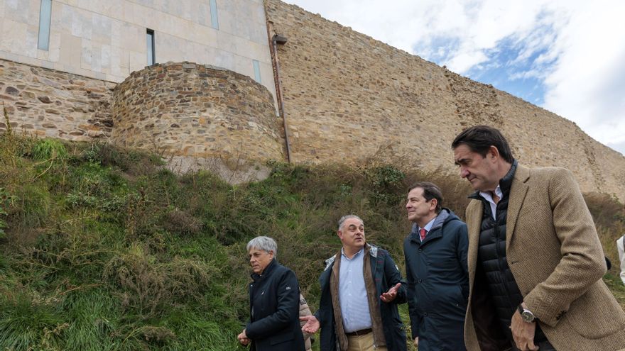 PSOE y Vox fuerzan a Quiñones a comparecer en las Cortes de Castilla y León por los incendios de este verano