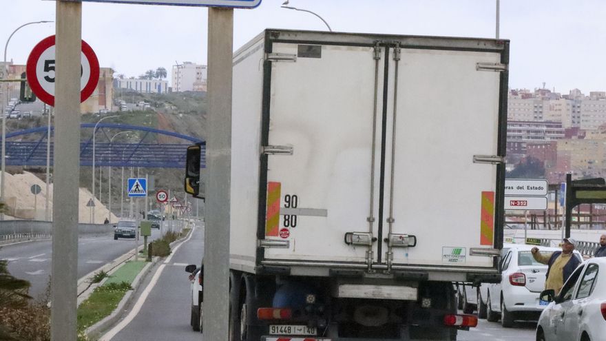 La aduana de Ceuta con Marruecos registra la primera importación de áridos