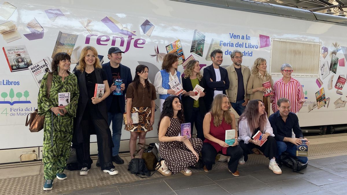 Tretze escriptors es reuneixen amb els llibreters afectats per la DANA: “Sempre cal agafar un tren amb el cognom cultura”