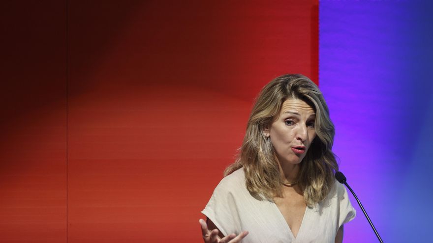 La vicepresidenta segunda del Gobierno de España, Yolanda Díaz, interviene en el acto de presentación de las nuevas becas y certificados profesionales que ofrece Google, este viernes en Madrid. EFE/Emilio Naranjo