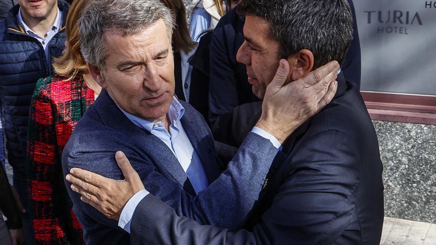 Feijóo finds no way out of the Mazón crisis in the Dana