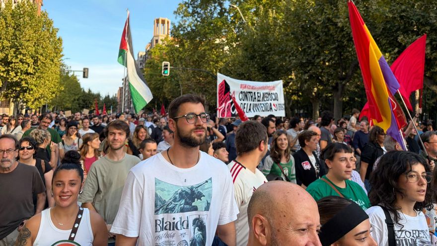 Manifestación por el derecho a la vivienda en Logroño