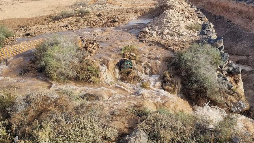 El Gobierno canario se compromete a solucionar la emergencia hídrica en Fuerteventura