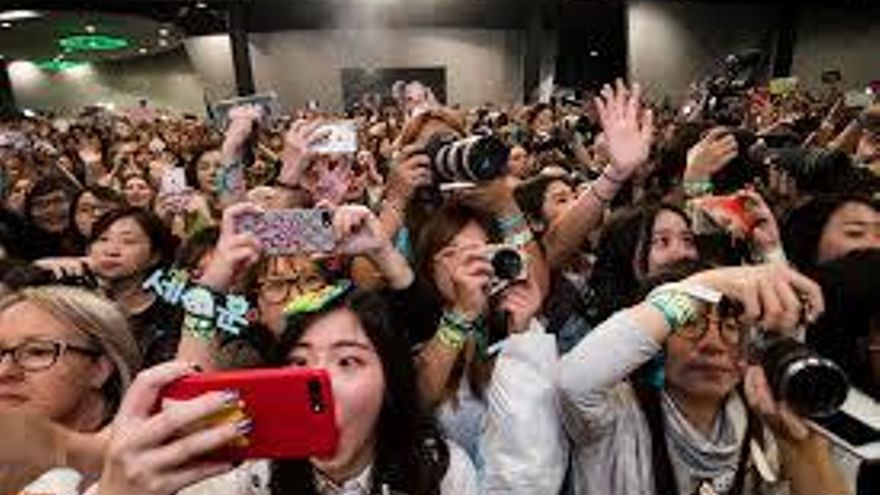 Superfans, super tóxicos: cuando el fanatismo se organiza para atacar