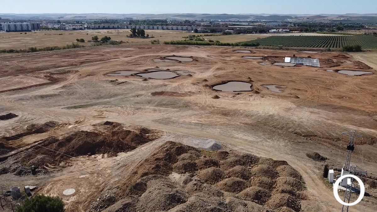 Obras de construcción del nuevo campo de golf en Casilla del Aire