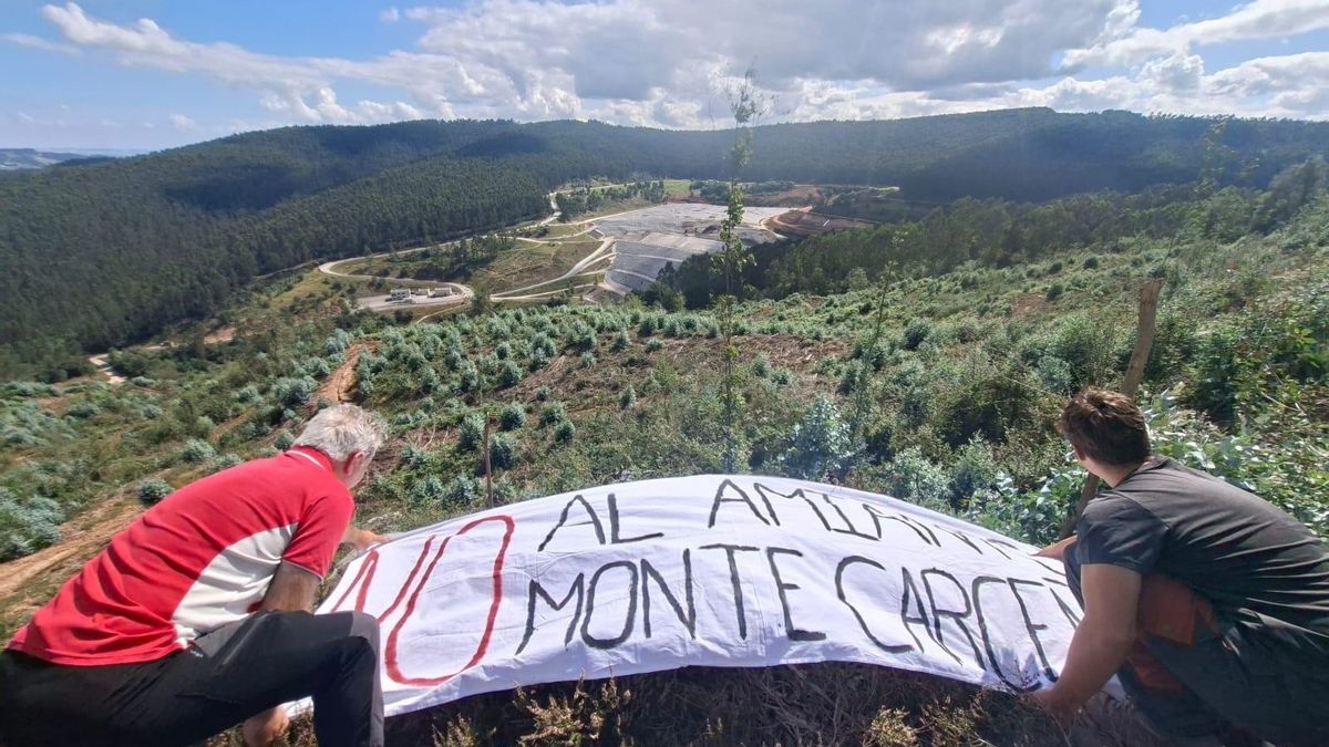 El PSOE denuncia que las obras del vertedero de amianto en Castañeda se están ejecutando sin licencia municipal
