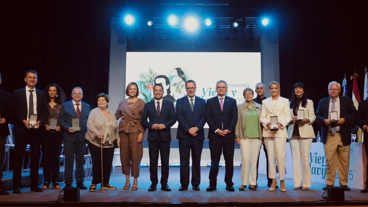 El CEIP El Roque de Los Llanos de Aridane recibe el Premio Viera y Clavijo