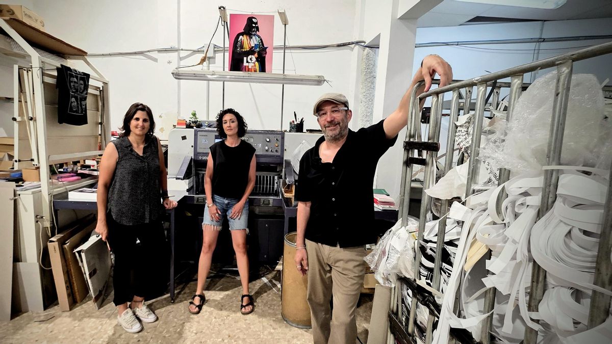 “Des d’AU hem apostat pel retorn al paper, per estar presents i per parlar als valencians” .