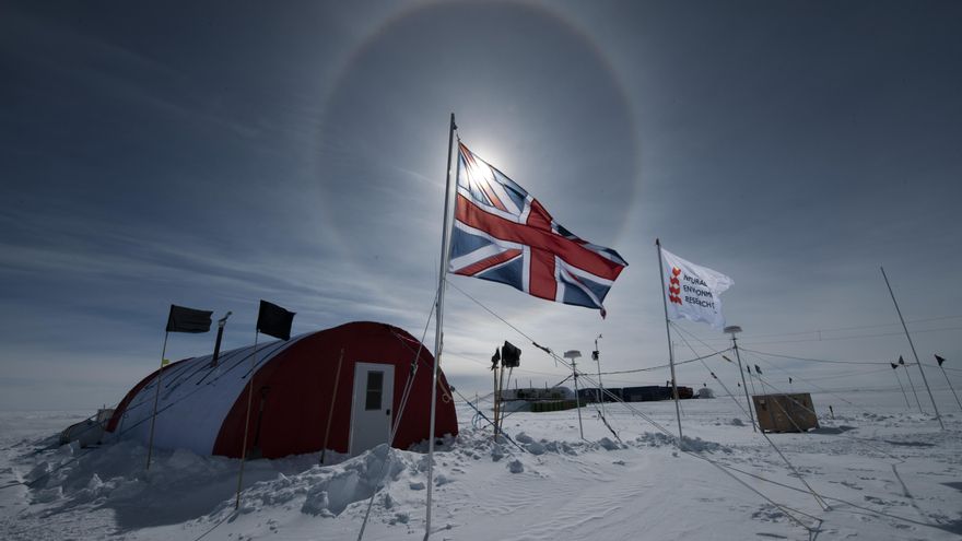 Encuentran concentraciones récord de microplásticos en las zonas más remotas de la Antártida
