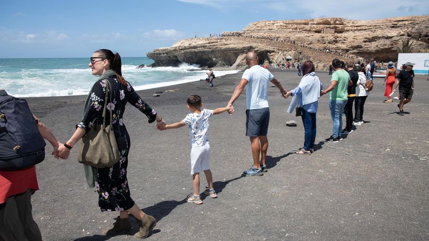 El Cabildo de Fuerteventura anuncia que Satocan tiene intención de retirar sus solicitudes para buscar tierras raras