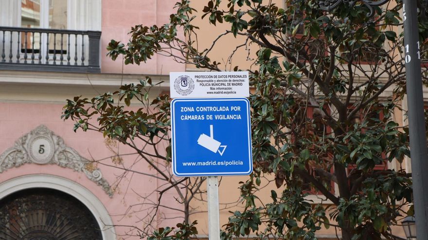Chueca bajo la atenta mirada de sus nuevos "ojos": entran en funcionamiento 26 cámaras de vigilancia en el barrio