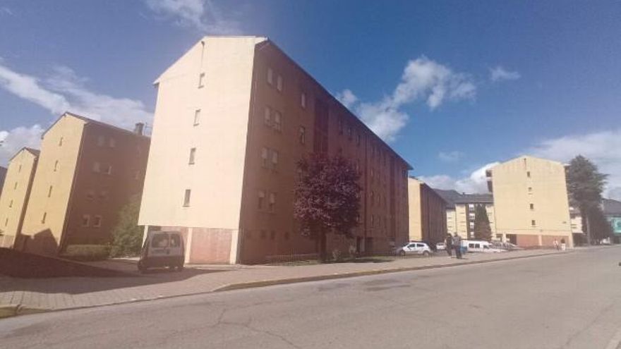 Barrio de 'Las Malvinas' en Villablino. / Luis Álvarez