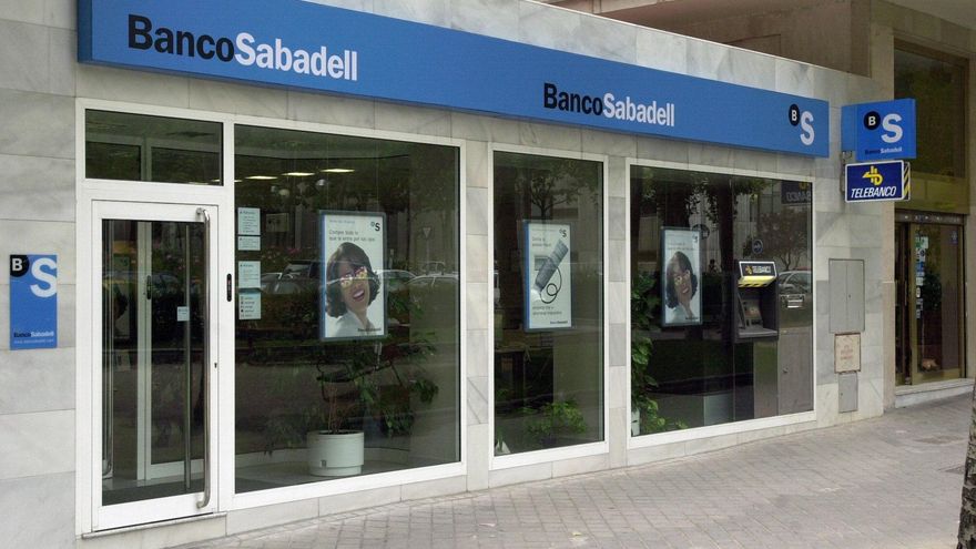 El Banco Sabadell gana un 5,12 %, el valor que más sube del IBEX