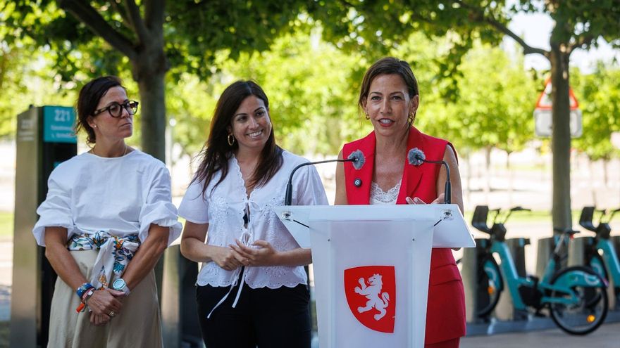 Polémica en Zaragoza por una comida de una consejera del PP con dos asesoras del partido pagada con dinero público