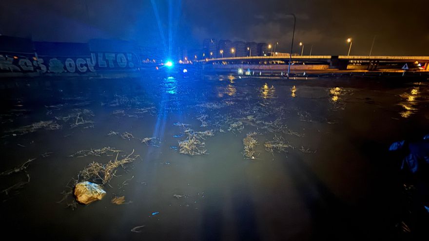 Acequia de La Torre desbordada (València)