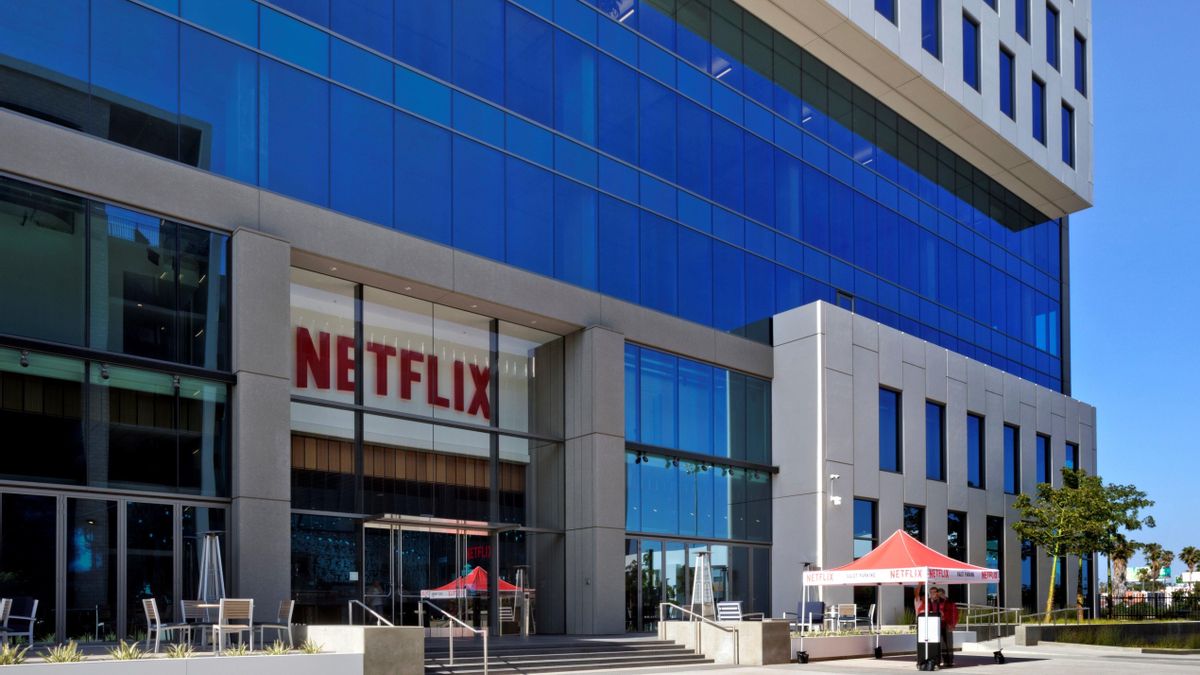 Netflix negocia la compra de Warner Bros y HBO Max