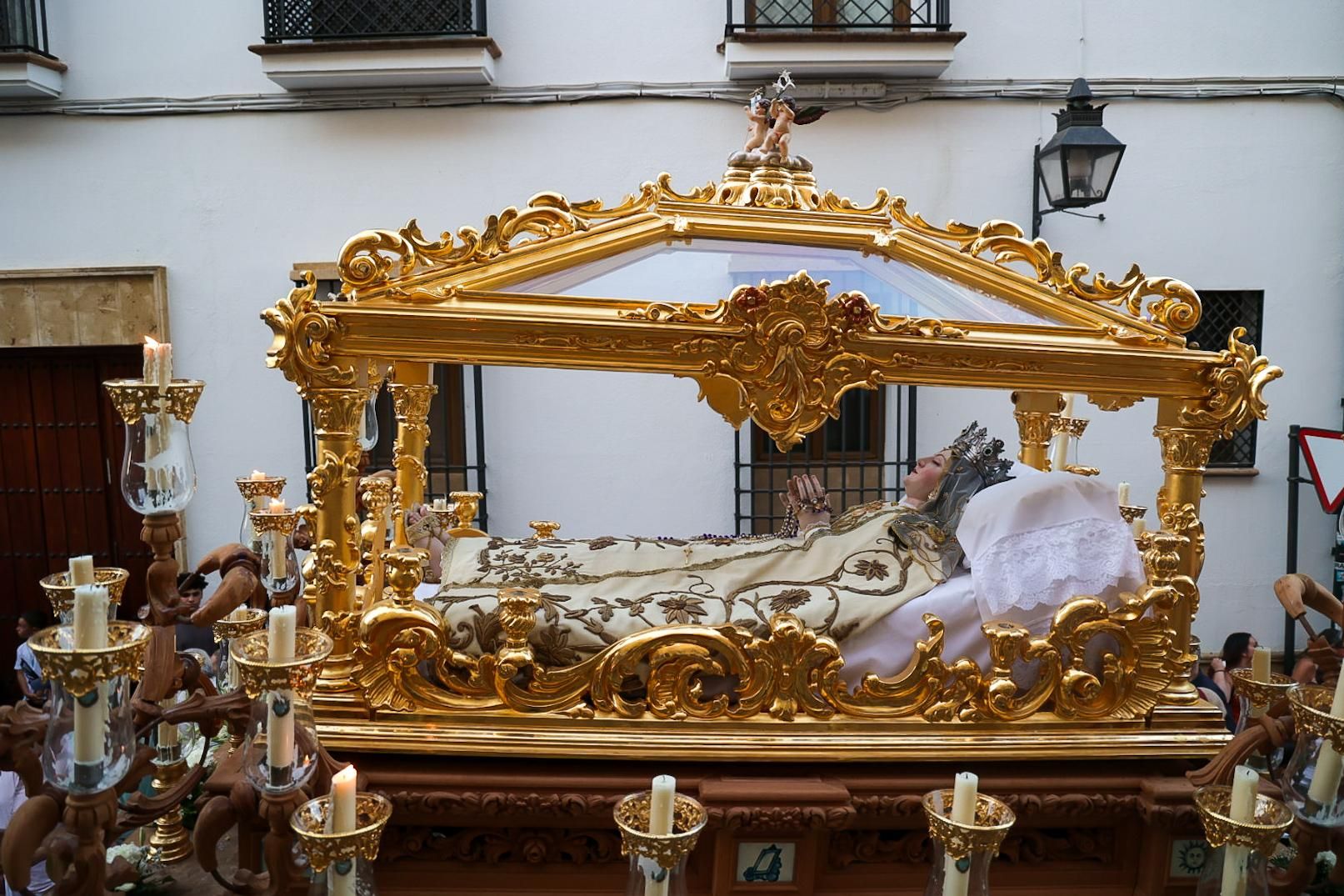La procesión de la Virgen del Tránsito de Córdoba, en imágenes