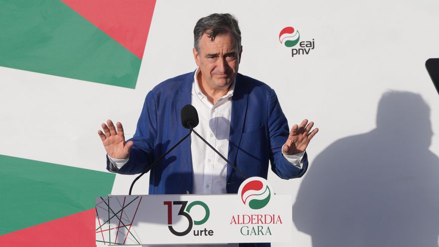 Cursillos para nuevas altas, código ético para todos y Helduak, la organización de mayores: el PNV lanza nuevos estatutos