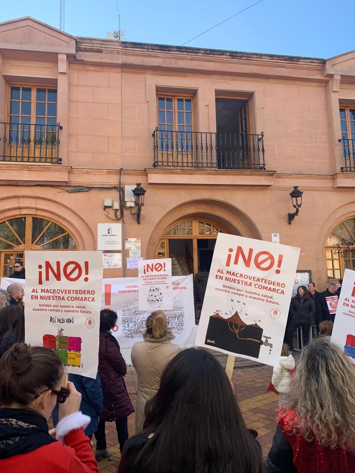 Protestas por el proyecto para instalar un macrovertedero en Fuente-Álamo (Albacete)