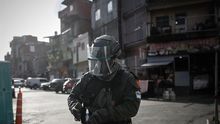 Según los últimos reportes ministeriales, Argentina lamentó 24 decesos por coronavirus en 24 horas, a uno por hora, después de que en la jornada anterior se registraran 25, lo cual supuso el récord nacional hasta el momento.