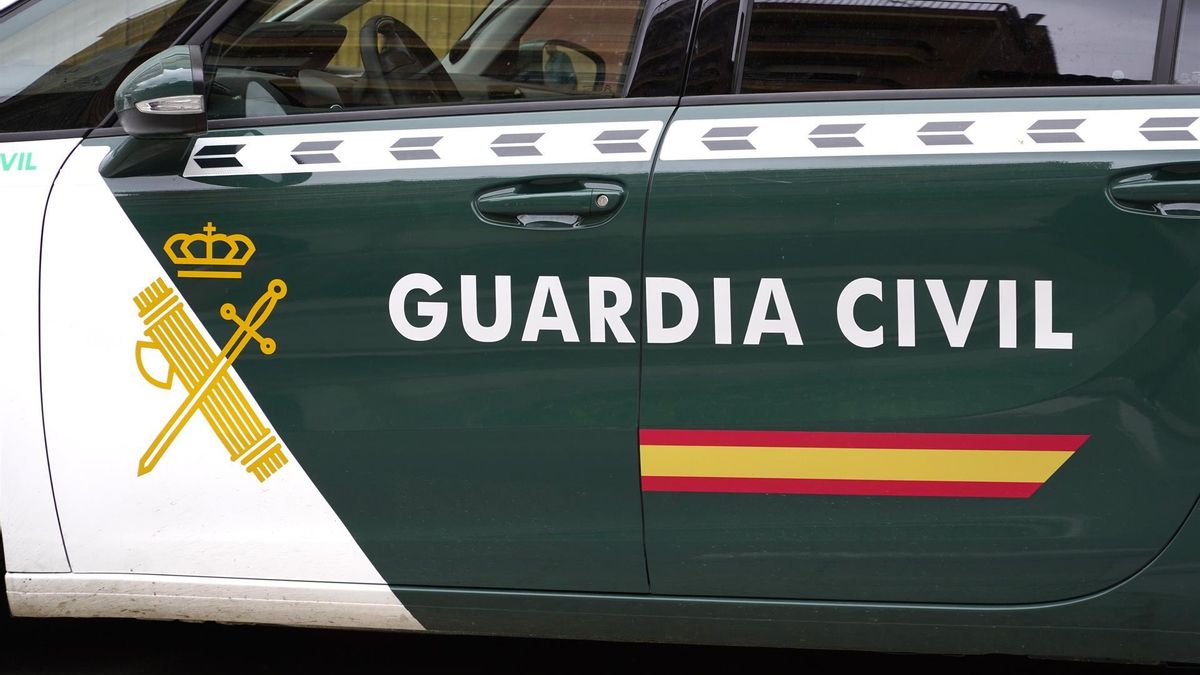 Un incendio sin heridos obliga a desalojar a 92 personas de una residencia en San Clemente
