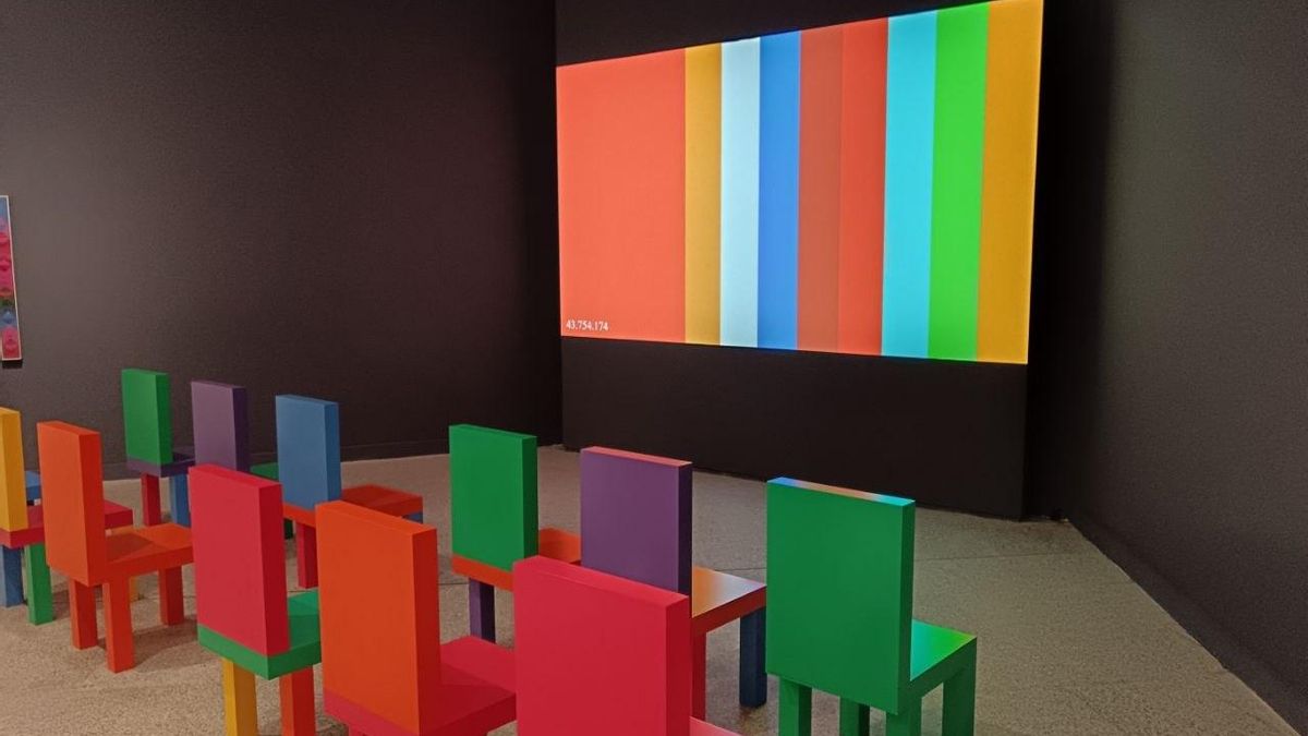 Cruz Novillo, la exposición del hombre que diseñó España: de la síntesis a la obra de arte más larga del mundo
