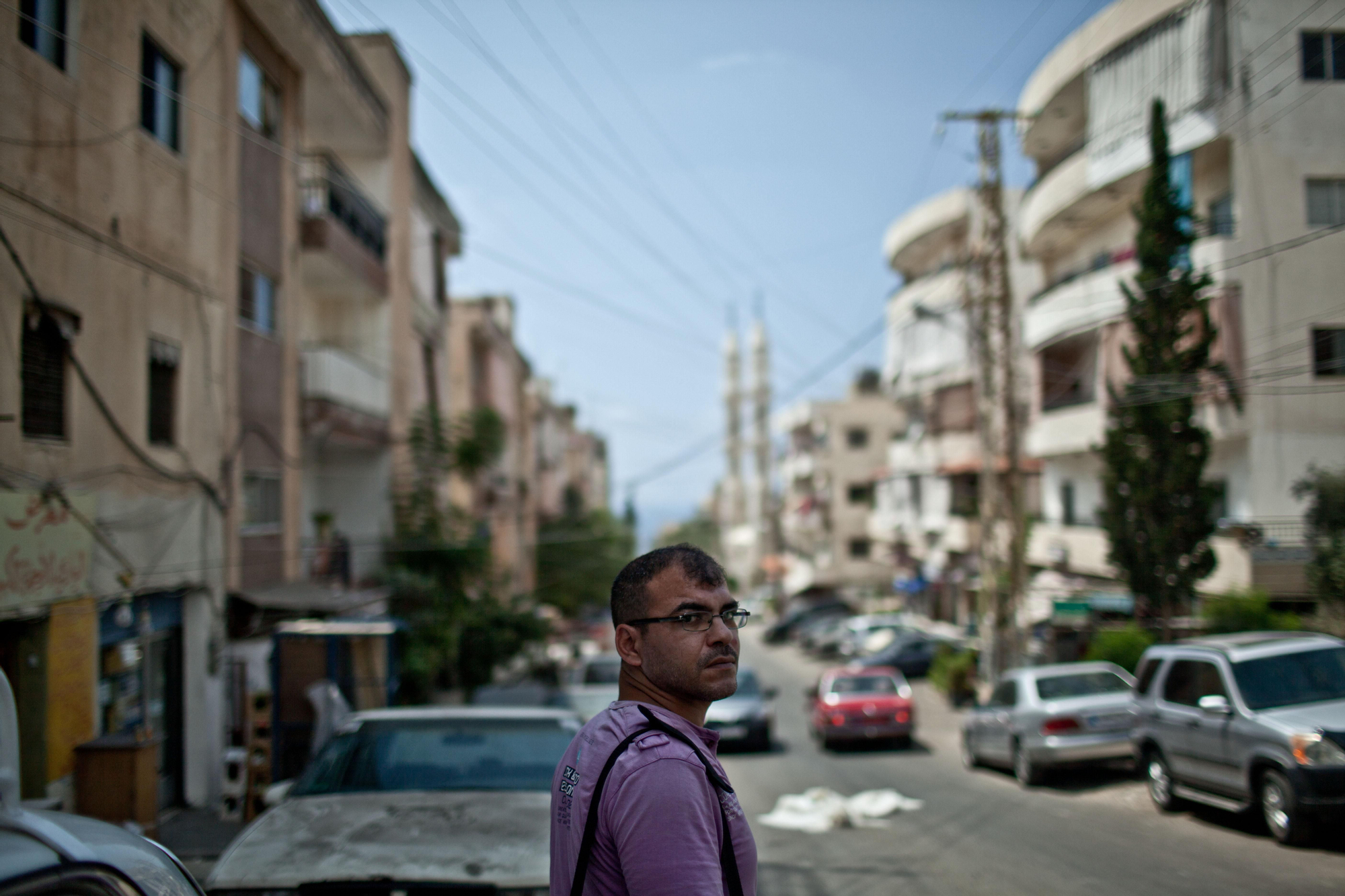 Nasser Abu Shalbak es refugiado palestino. Nació en Jordania, vivió en Siria y ahora está desplazado en Líbano./ Fotografía: Pablo Tosco/ Intermón Oxfam.