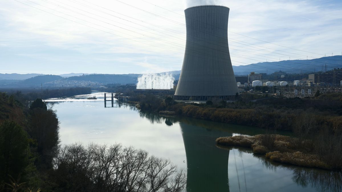 De Almaraz a Ascó y Vandellós: se reabre el melón de alargar la vida a las nucleares catalanas