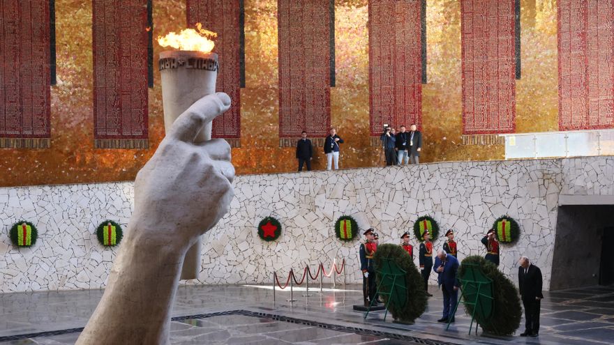 Putin aboga por un orden mundial más justo al intervenir en la antigua Stalingrado