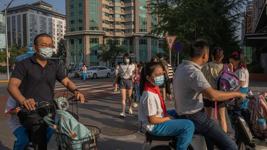 Arranca la "vuelta al cole" en China, tras un verano de rebrotes EFE/EPA/ROMAN PILIPEY