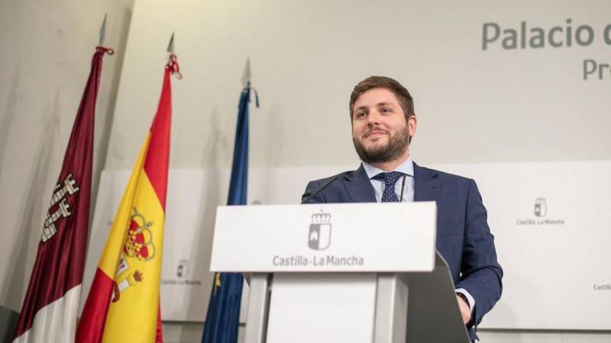 El consejero de Fomento de Page, a Óscar Puente sobre el AVE a Extremadura: "No hay ningún bloqueo"