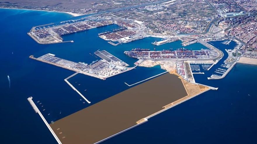 Así es el proyecto de ampliación del Puerto de Valencia: incumple la DIA de 2007, afecta a avifauna protegida y derriba el faro histórico