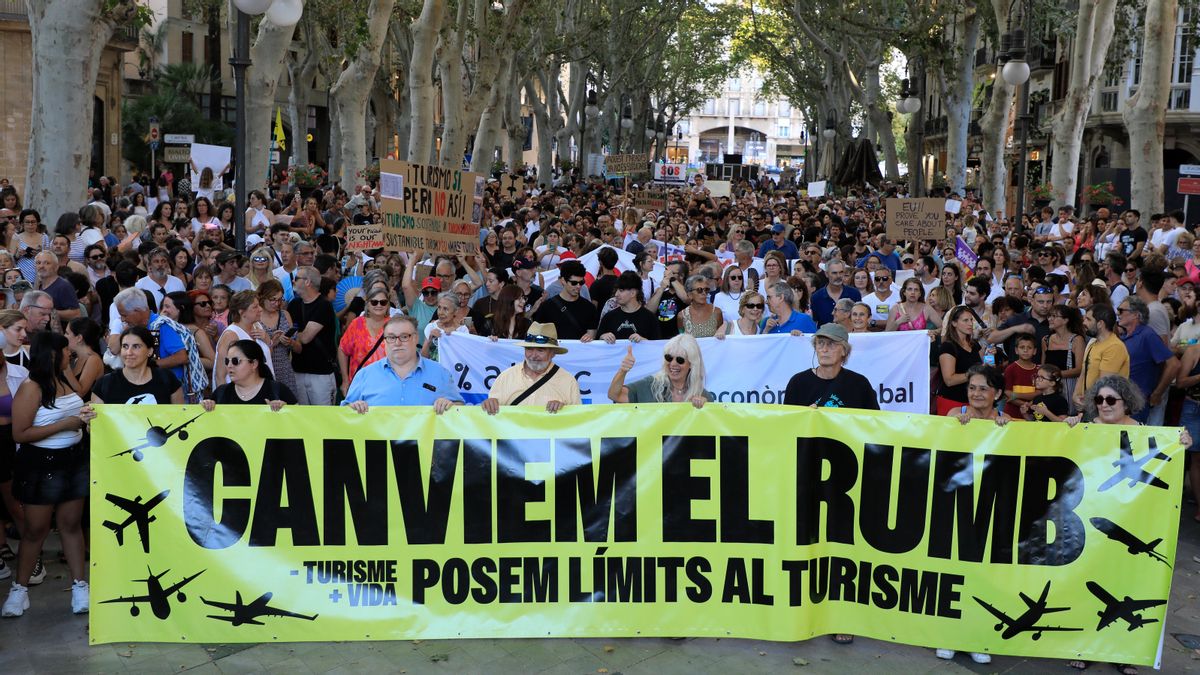 PP y Vox dan carpetazo al debate sobre la saturación turística en Balears pese a las protestas y el récord de visitantes