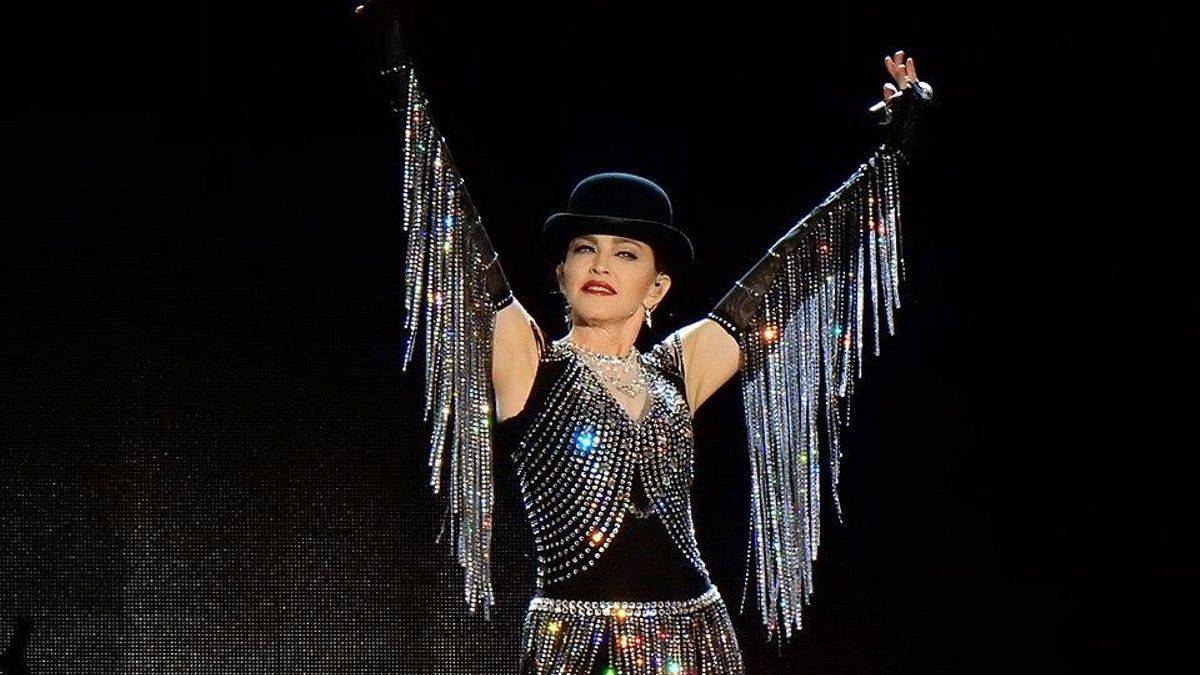 Hace 30 años, Madonna era número 1 en España con su balada más olvidada y la única con versión en español