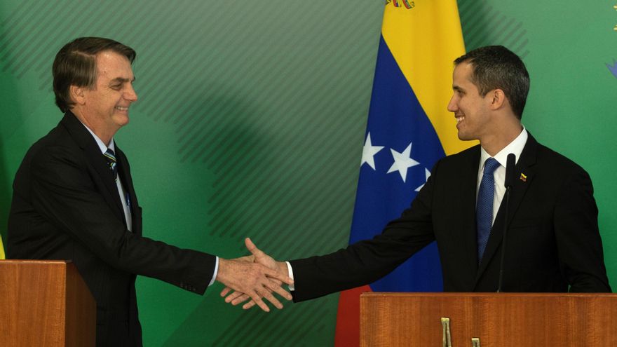 Guaidó agradece a Bolsonaro que Brasil atienda a los migrantes venezolanos